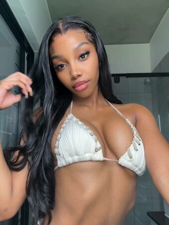 Lizzy Amarae / lizzyamarae / lizzyamarae_ Nude Leaks OnlyFans Photo 3