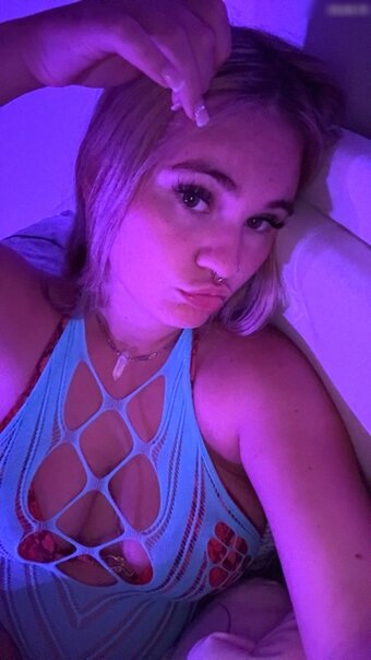 Lizzy_Cherry Nude Leaks Photo 33