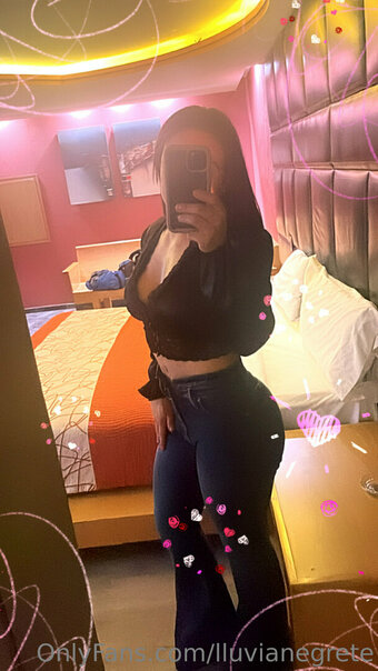 lluvianegrete Nude Leaks Photo 10
