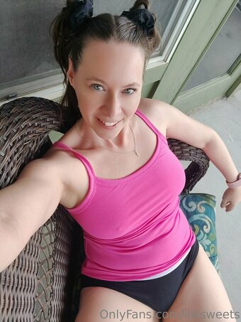 llwsweets Nude Leaks Photo 10