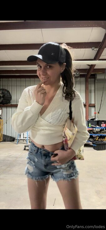 lodes Nude Leaks Photo 2