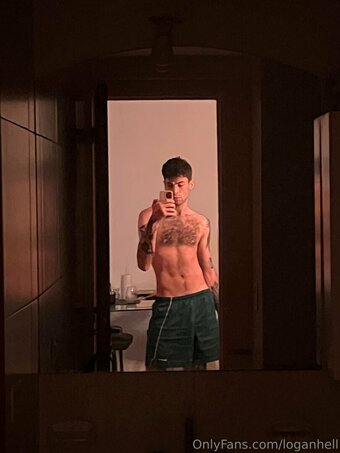loganhell Nude Leaks Photo 7