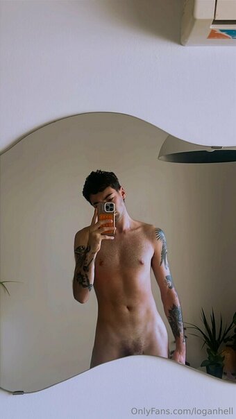loganhell Nude Leaks Photo 15