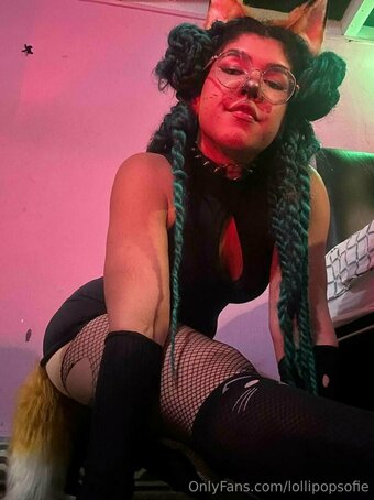 lollipopsofie Nude Leaks Photo 24