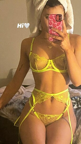 loochibabi / itslilmissbambi / missbambi__ Nude Leaks OnlyFans Photo 7