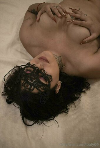 looly00 Nude Leaks Photo 7