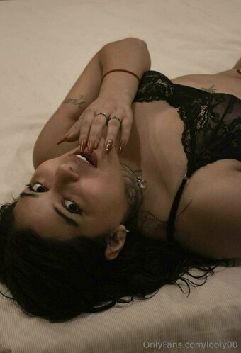 looly00 Nude Leaks Photo 16