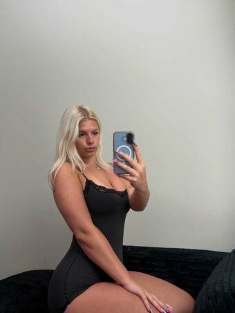loraasmith / laceylynx / loraasmith... / thelorasmith Nude Leaks OnlyFans Photo 12