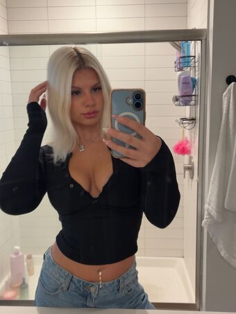 loraasmith / laceylynx / loraasmith... / thelorasmith Nude Leaks OnlyFans Photo 16