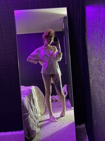 loreleik / l0releik / loreleifinds Nude Leaks OnlyFans Photo 6