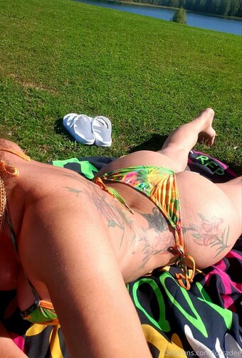 lorradee Nude Leaks Photo 3