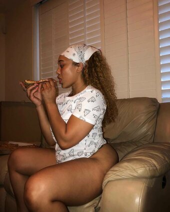Lorraine_sd / Cocaine Lorraine Nude Leaks Photo 10