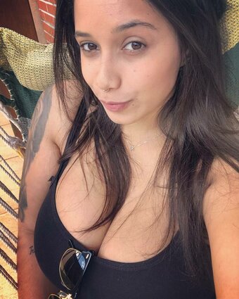 lorrainebocon / lorrainelionheart Nude Leaks OnlyFans Photo 3