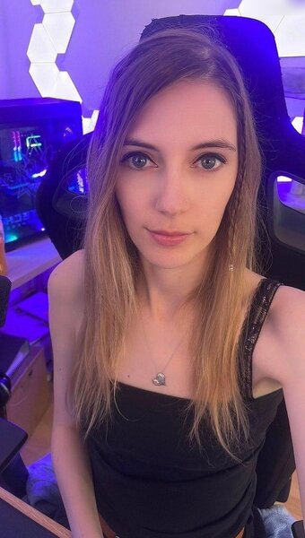 Lory / loorybbyg / vinoogeile Nude Leaks OnlyFans Photo 10