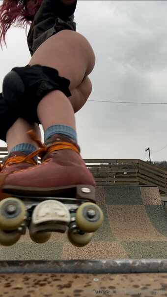 lostfaefoundskates Nude Leaks Photo 22
