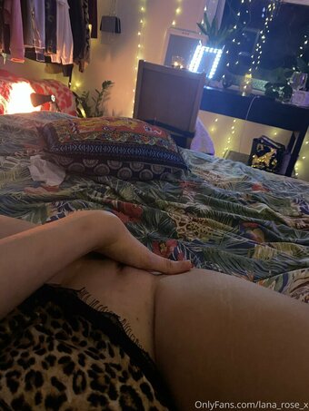 lotsof_lana Nude Leaks Photo 22