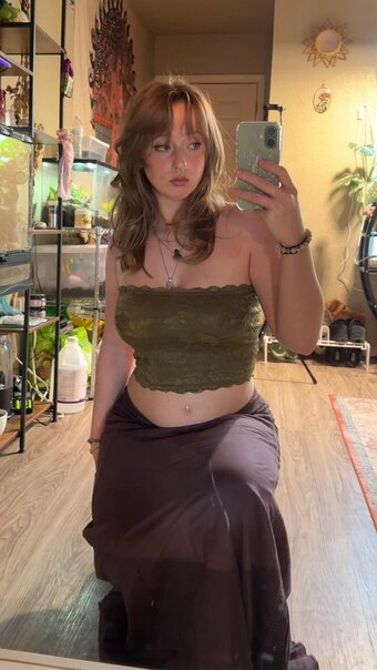 LoudKnowledge2702 Nude Leaks Photo 5