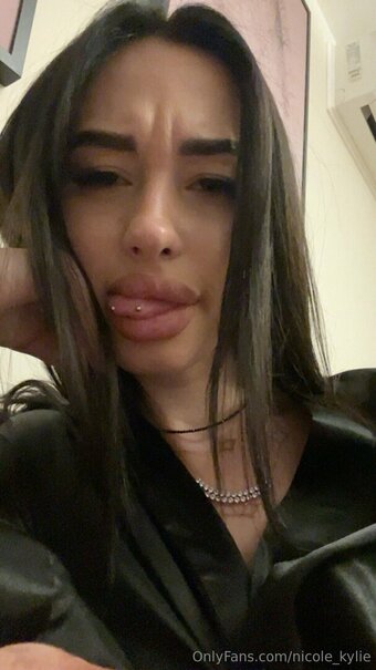 LoudSubcommitte / hannahgracee1 / hereishannah / nicole.kylie Nude Leaks OnlyFans Photo 11