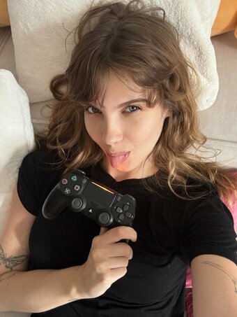 lovelysofie Nude Leaks Photo 9