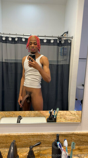 lowkeyydarryll Nude Leaks Photo 6