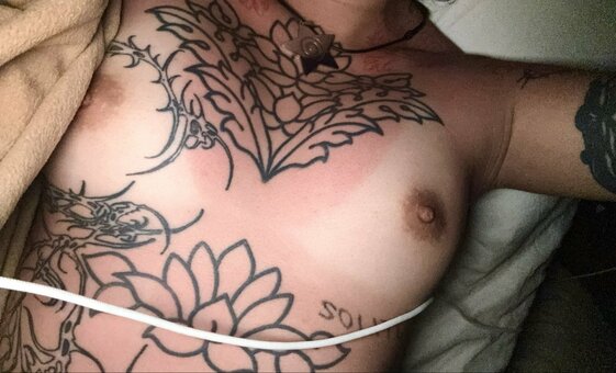 lowpolygoon / https: Nude Leaks Photo 1