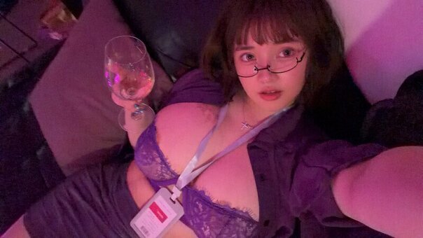 lsabellevoid / favicon.ico / https: / senakimua / 金世娜 sena Nude Leaks Photo 2