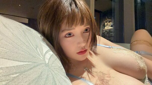 lsabellevoid / favicon.ico / https: / senakimua / 金世娜 sena Nude Leaks Photo 3
