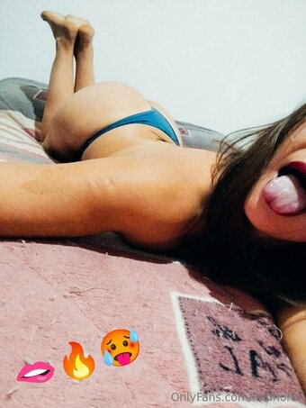 luamoret Nude Leaks Photo 6