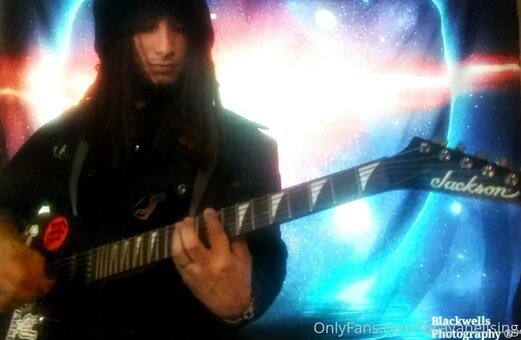 lucayahellsing Nude Leaks Photo 13