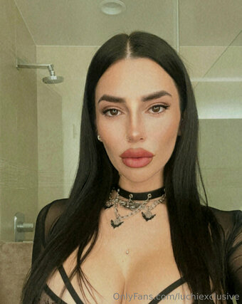 luchiexclusive Nude Leaks Photo 26