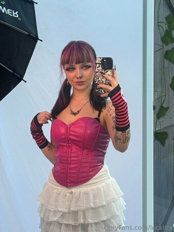 luckitty Nude Leaks Photo 7