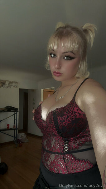 lucy2evil Nude Leaks Photo 26