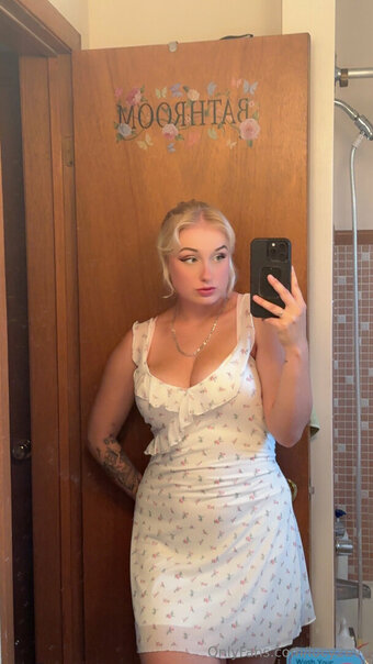 lucy2evil Nude Leaks Photo 29