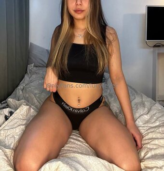 Lucyfever / lucyfever_ Nude Leaks OnlyFans Photo 3
