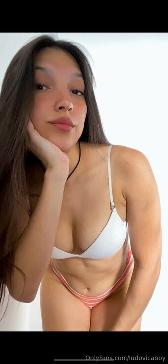 ludovicabby Nude Leaks Photo 19