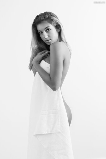 Luisasmiling Nude Leaks Photo 13