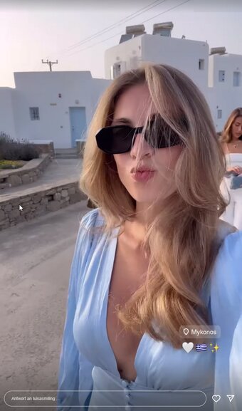 Luisasmiling Nude Leaks Photo 22