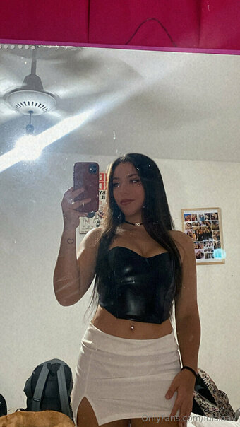 luisinav Nude Leaks Photo 6