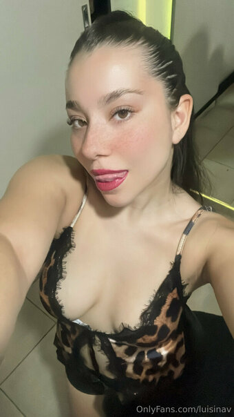 luisinav Nude Leaks Photo 10