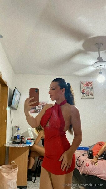 luisinav Nude Leaks Photo 22