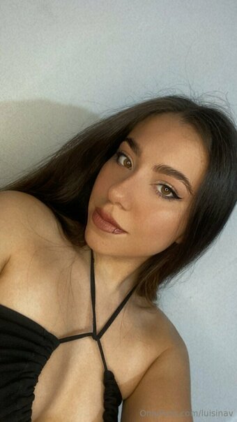 luisinav Nude Leaks Photo 24
