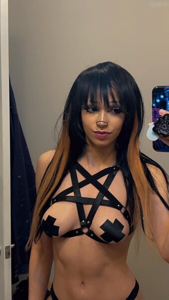 Luna Everskies / luna-knight-vip Nude Leaks OnlyFans Photo 3