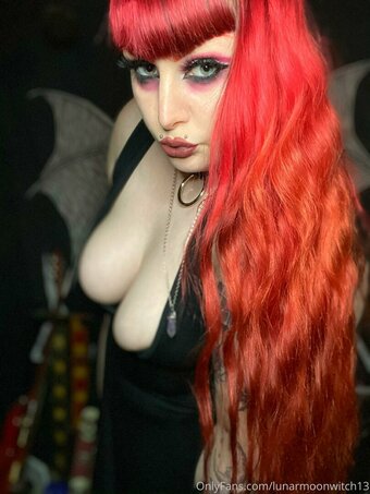 lunarmoonwitch13