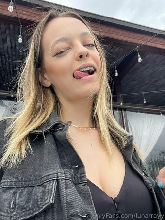 lunarrayy Nude Leaks Photo 22