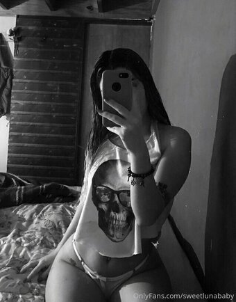 lunitafree Nude Leaks Photo 14