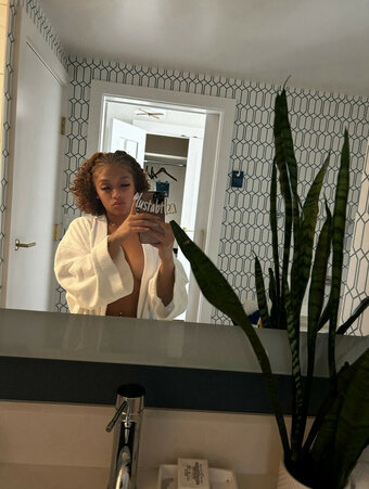 lustabtlea / youlovesumlea Nude Leaks OnlyFans Photo 2