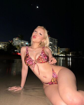 luv.bee / brandi.gillis Nude Leaks OnlyFans Photo 6