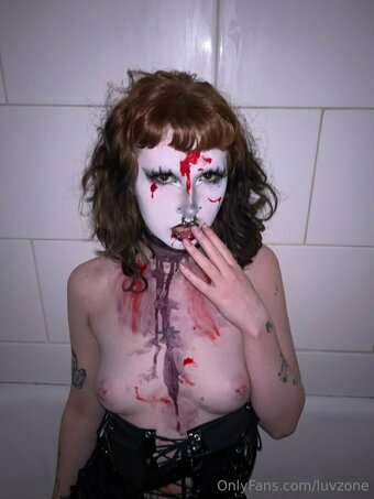 Luvzone / Luvelyscar Nude Leaks OnlyFans Photo 7