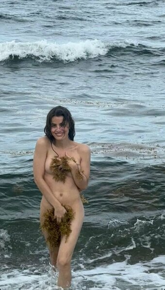 Lux Pascal Nude Leaks Photo 4