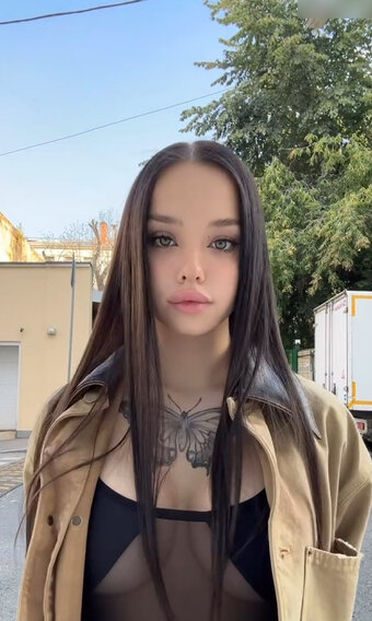 lyna_com2000 Nude Leaks Photo 10